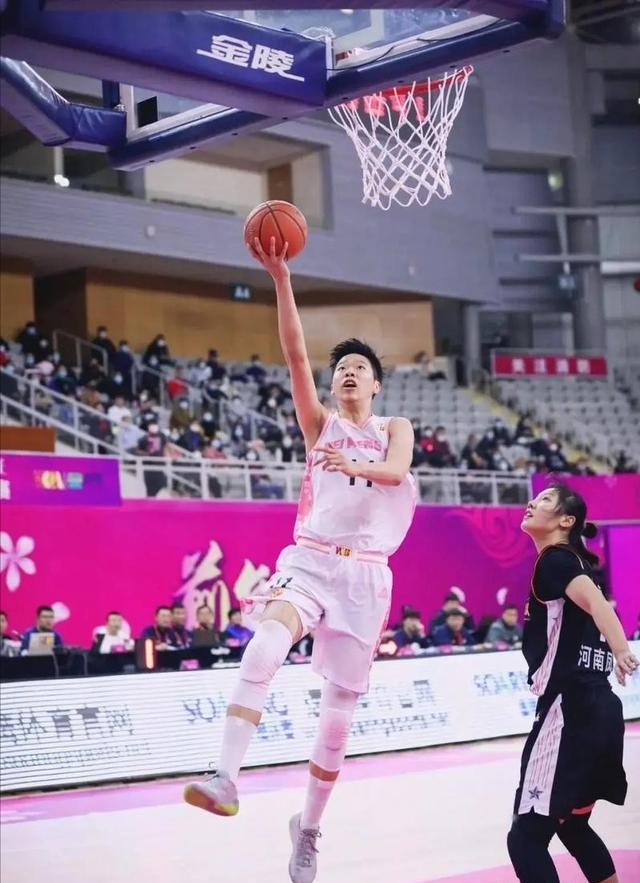 巴特勒新星出色防守表现惊艳，尤文图斯未来可期！的简单介绍